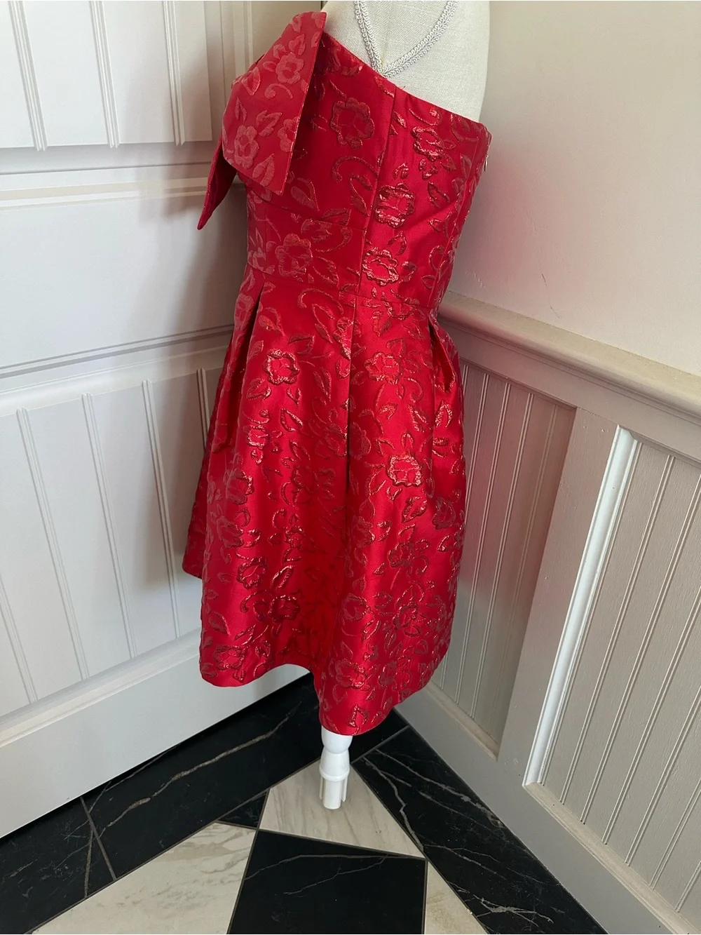 Lilly Pulitzer Red Brocade Strapless Dress, bow Front, Internal Corset, sz 10 - Picture 6 of 10